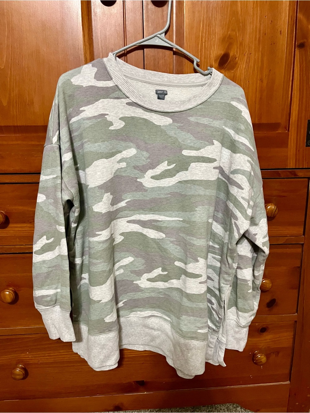Aerie Camouflage Crewneck Sweatshirt - Large